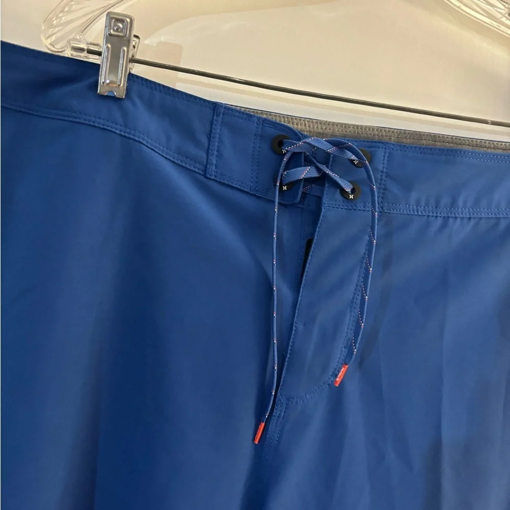 Hurley Men's Blue & Orange Boardshorts Sz 38 NWOT
